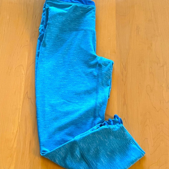 PRANA CAPRI LENGTH TIGHTS/LEGGINGS - Picture 2 of 4